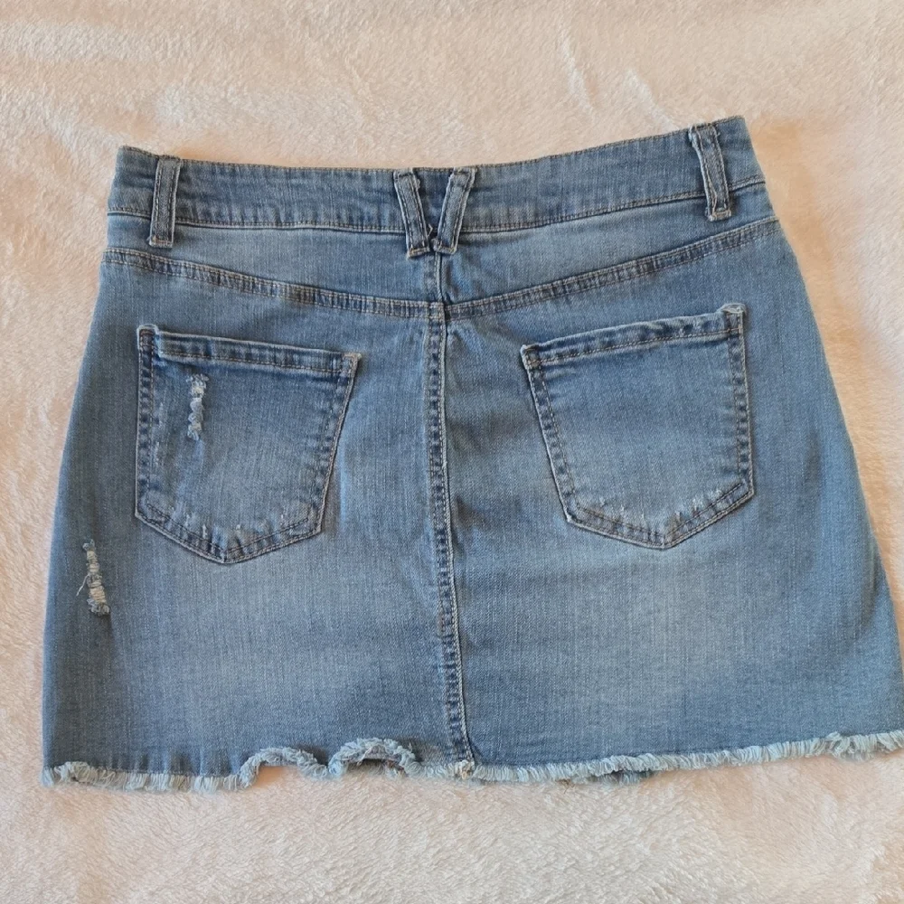 Wax Jeans LA Med Cut-Off Jean Skirt Daily Distressed Denim Club Beach Festival - Picture 5 of 7